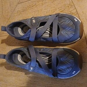 Ryka Navy Slip-On Shoes with Leaf Design